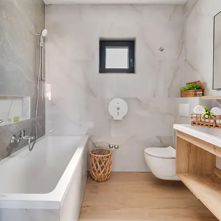 Apartman Luxury Terra Maiorum-3 By Interhome Povljana