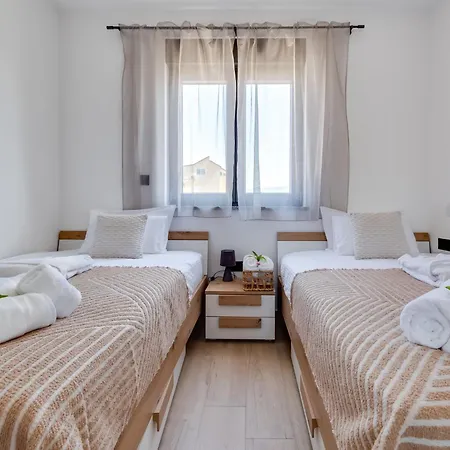 Luxury Terra Maiorum-3 By Interhome Povljana