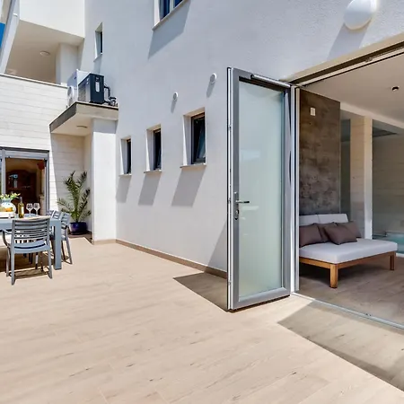 Luxury Terra Maiorum-3 By Interhome