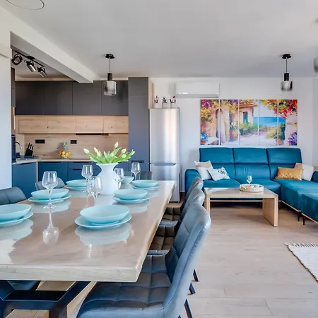 Luxury Terra Maiorum-3 By Interhome Povljana