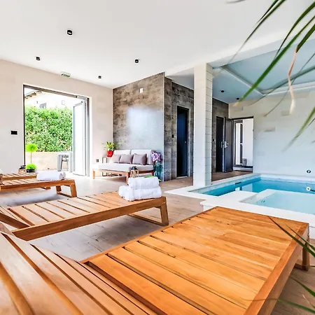 Luxury Terra Maiorum-3 By Interhome *