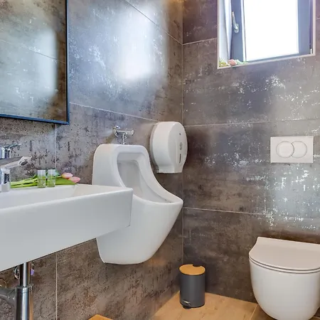 Apartment Luxury Terra Maiorum-3 By Interhome Povljana